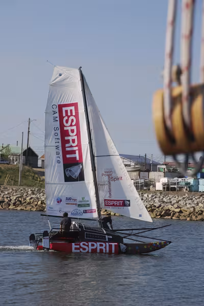 Objectif Pôle Nord en catamaran