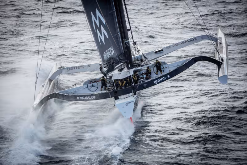 Pas de record pour les trimarans Spindrift 2 et Idec 