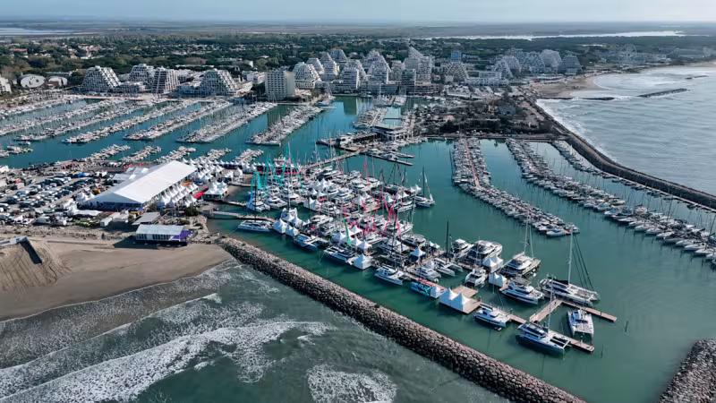 L’édition 2024 de l’IMS s’est déroulé très tôt au mois d’avril mais la météo s’est avérée plutôt clémente, ce qui a rendu la visite de ce salon  en extérieur très plaisante. La cérémonie du MOTY s’est tenue le 3 avril dans le Cl